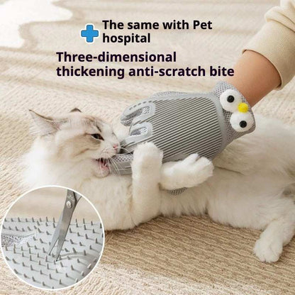Cat gloves for hair removal and grooming pets