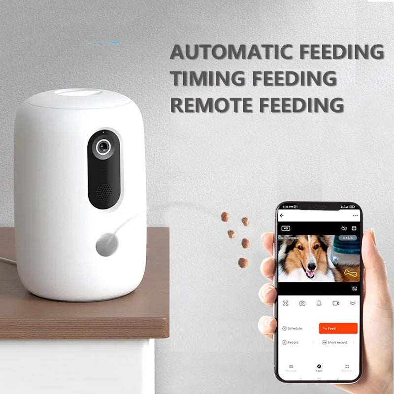 White intelligent pet automatic feeder for dogs and cats with multiple standards and charger included