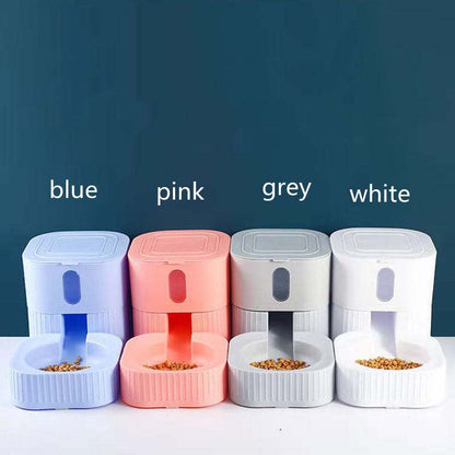 Automatic pet feeder with removable and washable bowls in multiple colors