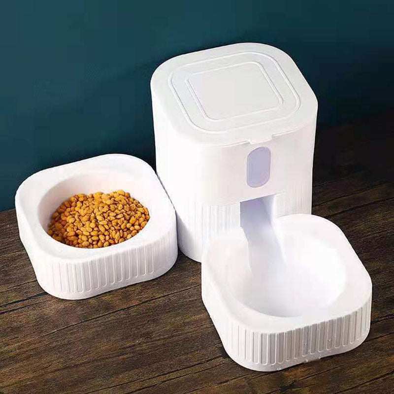 Automatic pet feeder in multiple colors with removable and washable bowl